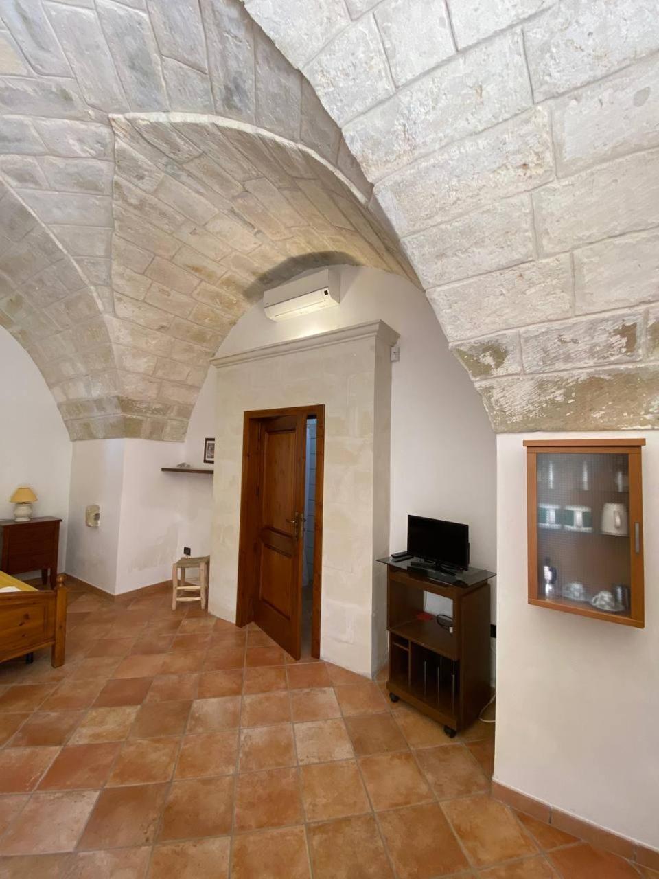 Masseria Montanari Carpignano Salentino Exterior photo